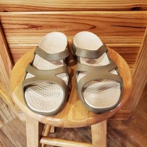 Crocs Women's Beige Open Strappy Slide Sandal Sz 9 NWOT